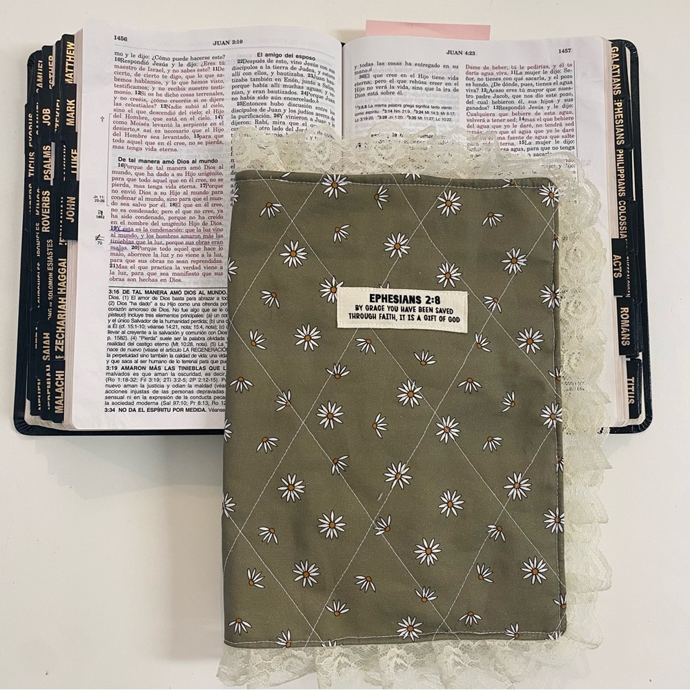 Bible cover with white lace trim and bible verse